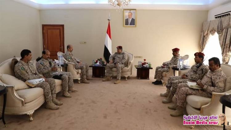 رئيس الأركان لقائد قوات التحالف: علينا استكمال تحرير مدينة تعز بوابة اليمن