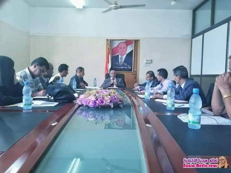 وكيل اول المحافظة يلتقي مدراء عموم المعاهد التعليمية والفنية والمهنية والصناعية بالمحافظة