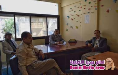 مكتب وزارة شؤون المغتربين بتعز يعقد اجتماعه الدوري