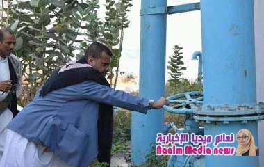 الوكيل جامل يدشن ضخ المياه لعدد من الاحياء السكنية ويطلع على التجهيزات لعدد من الابار في المدينة 