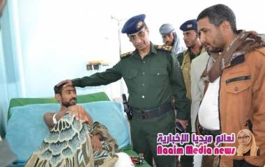 مدير عام شرطة تعز يزور جرحى الحملة الأمنية ويقوم بزيارات أخرى
