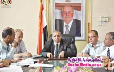 وكيل أول محافظة تعز يشدد على ضرورة تفعيل الأوعية الإيرادية بالمحافظة