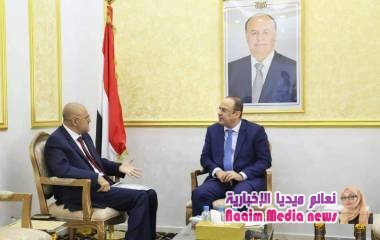 وزير الداخلية يؤكد على أهمية استقرار الأوضاع الأمنية والخدمية بمحافظة تعز