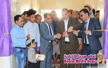 الدكتور المخلافي يفتتح معرض الصور عن حياة الفنان العالمي هاشم علي