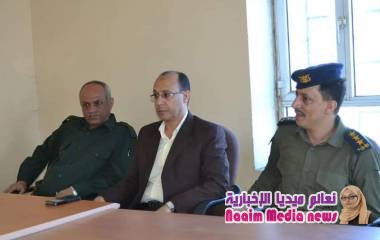 شرطة تعز تعقد لقاءات موسعة مع عقال حارات المدينة القديمة 