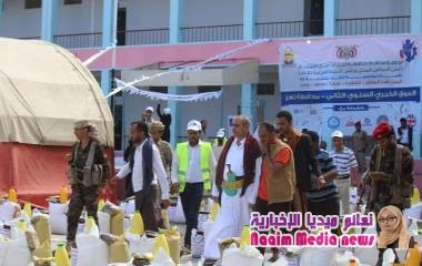 وكيل أول محافظة تعز يفتتح السوق الخيري المجاني السنوي الثاني للعام 2019م