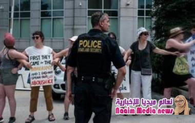 إدارة ترامب تتبنى قواعد جديدة لترحيل المهاجرين بسرعة متجاوزة المحاكم