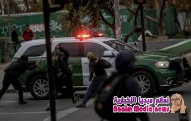 قصة مدرسة في تشيلي يحمل طلابها قنابل حارقة مع أقلامهم