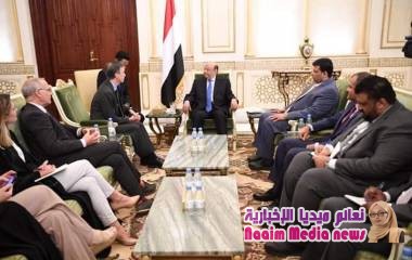 الرئيس هادي يلتقي وزير الدولة البريطاني لشؤون الشرق الأوسط وشمال إفريقيا