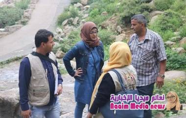 اللجنة الوطنية تحقق ميدانياً في استهداف المدنيين والأعيان التاريخية والتعليمية في مديرية صالة بتعز