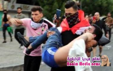 وكيل المحافظة ومدير عام شرطة محافظة تعز يزوران لجان توزيع الإغاثة التابعة لمنظمة كير