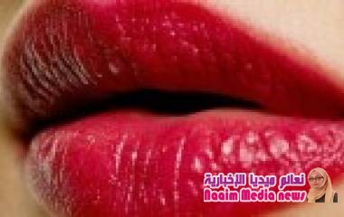 8 خلطات طبيعية سهلة مجربة ومضمونة لتكبير الشفاة