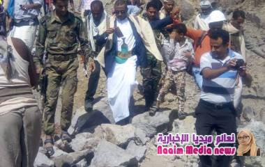 مدير عام مديرية جبل حبشي يطلع على عدداً من المشاريع ويفتتح وحدة صحية بعزلة الحقل.