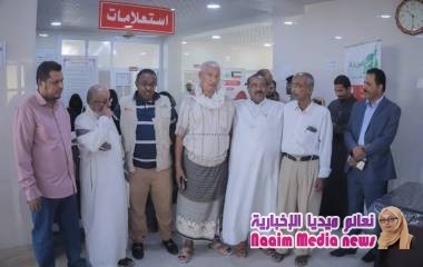 زيارة الحميري ممثل مؤسسة البصر الخيرية العالمية المخيم(108) في مستشفى الحامي العام بحضرموت