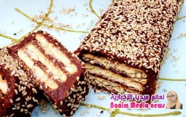 حلوى طبقات البسكوت والتمر حلوى لذيذة ومغذية وسهلة جدآ.