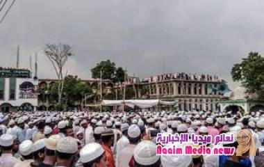 فيروس كورونا: عشرات الآلاف يتحدون إجراءات الإغلاق في بنغلاديش لتشييع جنازة داعية إسلامي