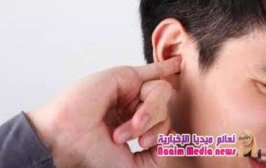 لديك حكة في الأذن .. احتمال الإصابة بعدوى بكتيرية أو فطرية