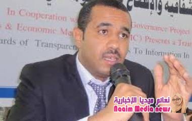 خبير يدعو لدعم الاقتصاد اليمني بوديعة مباشرة ويقول إن تمويل خطة الاستجابة الإنسانية "لا يكفي"