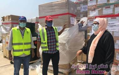 وصـــول معـــدات وتجهيـــزات خاصـــة بالصليـــب الدولي لعمـــل مستشفـــى ميـــداني بعدن