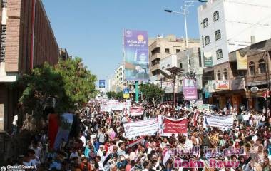 صور تعز تحيي الذكرى الـ ٥٨ لثورة سبتمبر بكرنفال جماهيري حاشد .