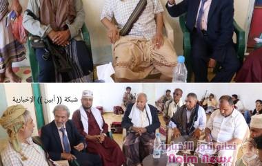     بهدف فتح طريق عقبة " ثرة " : *وفد هيئة التنسيق المدني للسلم بصنعاء يلتقي بوكيل أول محافظة أبين " وليد الفضلي " بمدينة شقرة ..*  
