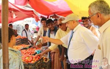 *مدير عام المنصورة يدشن حملة رقابية لضبط أسعار المواد الغذائية بالمديرية*