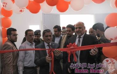 محافظ حضرموت يفتتح ويضع حجر أساس لعدد من المشاريع في القطن وشبام