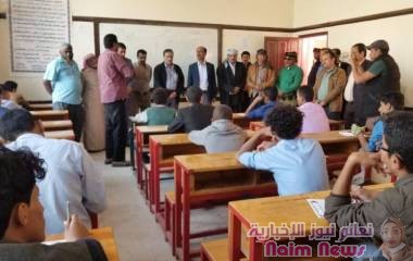 هشله وحنش يدشنان امتحانات الفصل الاول من العام الدراسي الحالي بشبوة .