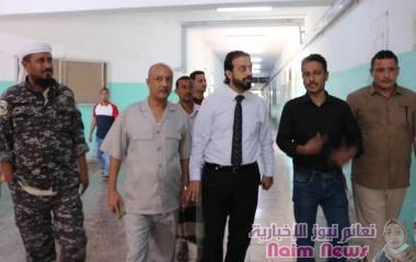 نائب مكتب الصحة يتفقد مستشفى الأمراض النفسية وقسم صحة الموانئ في عدن