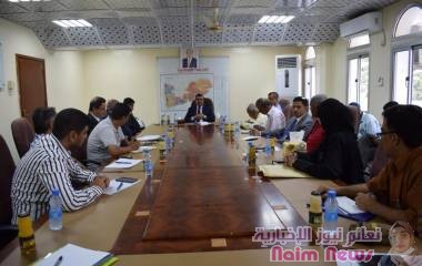 رئيس الوزراء يرأس اجتماع لمحافظي المحافظات المحررة