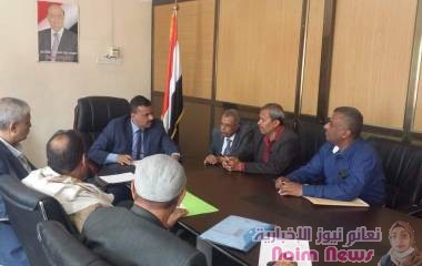 اجتماع بتعز يناقش عملية حصر أراضي وممتلكات الدولة ومنع الاعتداءات عليها .