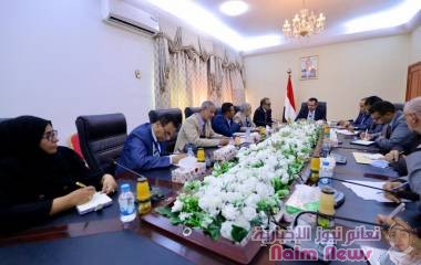 رئيس الوزراء يناقش مع قيادة وزارة الصحة الخطط العاجلة لتحسين القطاع الصحي