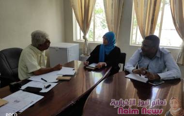 مديرعام رياض الاطفال بوزارة التربية تناقش مع مأمور التواهي اوضاع الرياض بالمديرية 