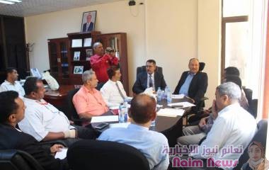 الوالي يلتقي اللجنة الخاصة بالرقابة لاتلاف المواد الغذائية الفاسدة بعدن