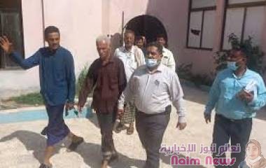 *مدير عام البريقة يطلع على الأوضاع والتحديات التي تواجه دار رعاية الأحداث*