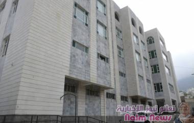 ☪️ مشفى الجمهوري بتعز .. يتجاوز حالة الموت السريري  ☪️ أقسام تعود للحياة .. ومعها تعود حياة الإنسان  ☪️ انقاذ لمباني متهالكة واصلاحات لأجهزة توقفت منذ ربع قرن. ☪️ انضباط إداري وفني وطبي وتطبيق مبدأ الثواب والعقاب. ☪️ تحول المشفى إلى ورشة عمل متواصلة