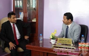 مناقشة الاوضاع التربوية.  العباب ولمروق يتفقدان سير الامتحانات بشبوة. 