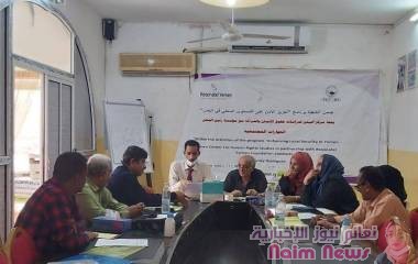 في الاجتماع الحواري بمديرية صيرة حول: تهريب الآثار والاضرار بالمعالم التاريخية في عدن.