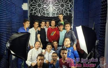 الإعلامي سمير السروري يقدم دورة تدريبية تخصصية في التقديم الإذاعي والتلفزيوني بمحافظة تعز 