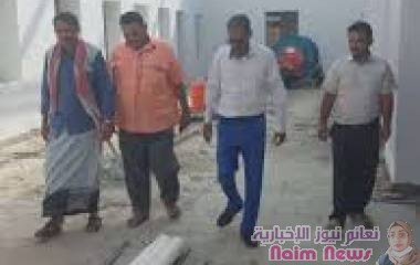 الوكيل باقادر يتفقد أعمال التأهيل لمبنى المؤسسة العامة للخدمات الزراعية بعدن.