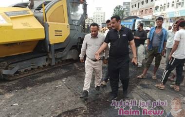 مدير عام المنصورة يتفقد الأعمال النهائية بمشروع إعادة تأهيل وسفلتة شارع الكثيري*