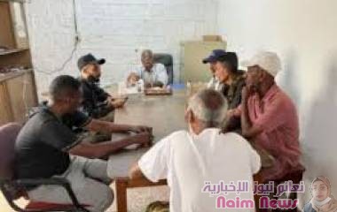 عدن.. مدير صيرة يؤكد استمرار أعمال صيانة شبكة الانارة في شوارع وأحياء المديرية