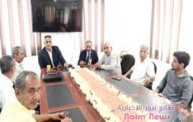 الماس يزور فرع صندوق صيانة الطرق والجسور بعدن ويناقش تطوير الاداء للمرحلة القادمة