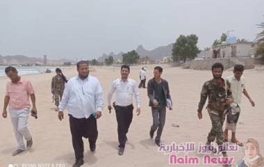 المئات من أبناء عدن ينفذون وقفة إحتجاجية أمام مستشفى الأمل لعلاج الأورام السرطانية* 