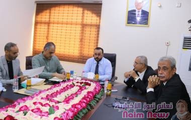 وزير الاشغال العامة يوقع على تنفيذ عشرات المشاريع بالمحافظات المحررة