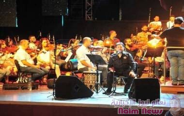 هاني شاكر يطلق أغنية "عاشت سوريا.. تحيا مصر" ويعلن ولادة فنية جديدة له في دمشق