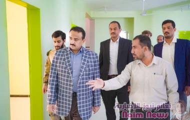 محافظ شبوة الشيخ عوض بن الوزير العولقي يطلع على مراحل تنفيذ مركز التركيت الصحي - عتق*