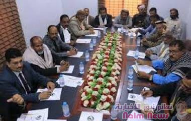 الوكيل العامري يكرم بعثة نادي سلام الغرفة لكرة القدم لتأهلهم لمصاف أندية الدرجة الأولى 