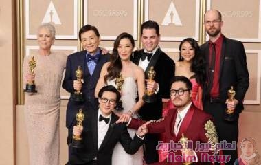 أول آسيوية تفوز بأوسكار أفضل ممثلة وفيلم لـ"كل شيء في كل مكان وفي آن واحد" يحصد معظم الجوائز