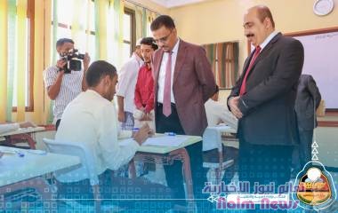 الأمين العام للمجلس بحضرموت يدشن امتحانات الثانوية العامة للعام التدريسي 2022م ـ 2023م   